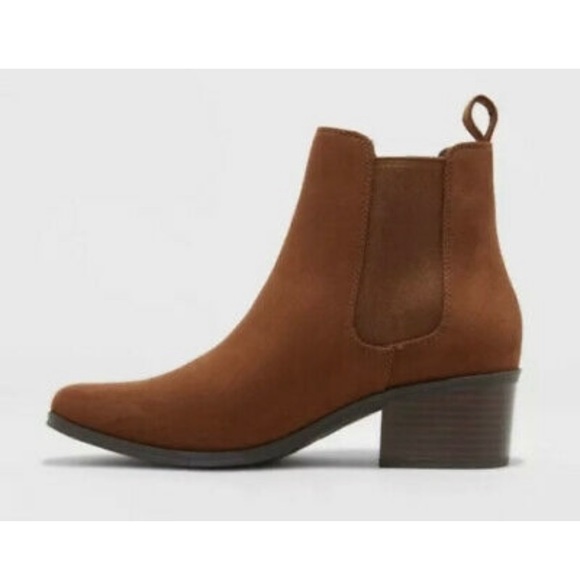 Women's Ellie Chelsea Boots in Cognac 11 NWT - Picture 2 of 3